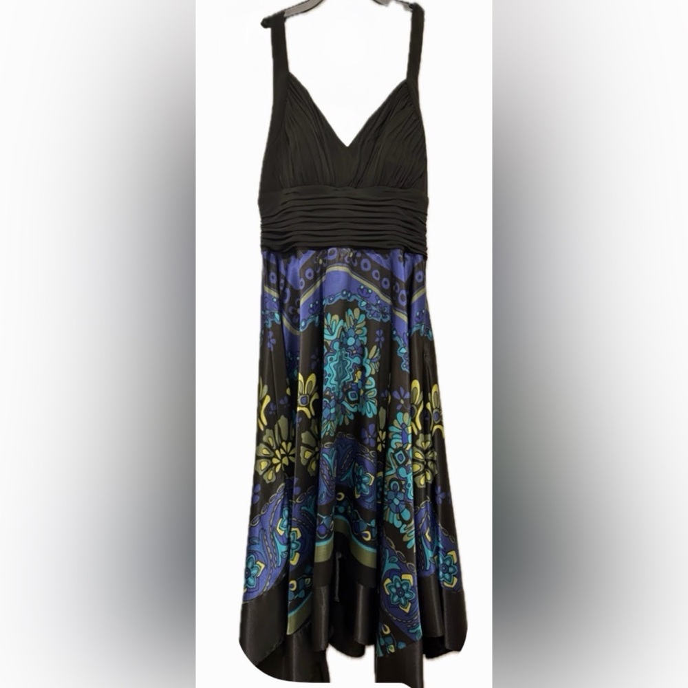 Signature by Sangria Black and Blue Patterned Party Dress- Ladies Size 6
